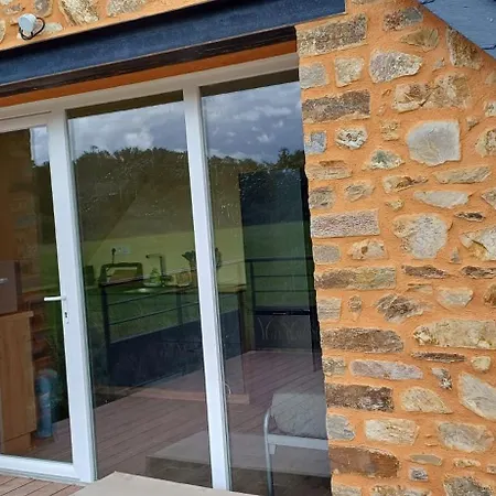 Logis De La Provosterie - Clivia Ou Crocus