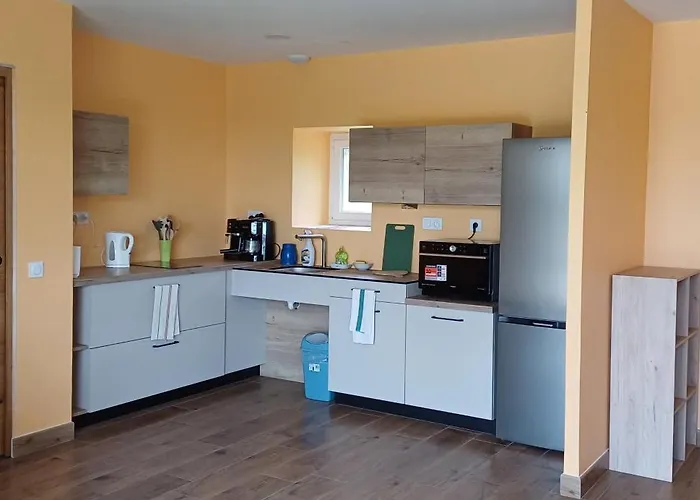 Logis De La Provosterie - Clivia Ou Crocus شقة