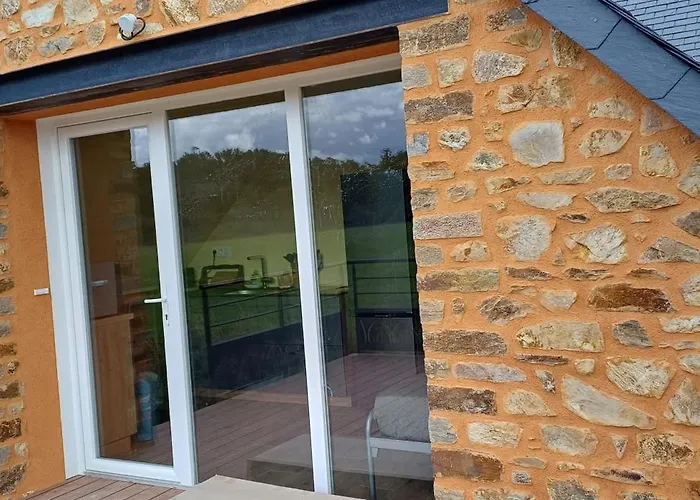 Logis De La Provosterie - Clivia Ou Crocus